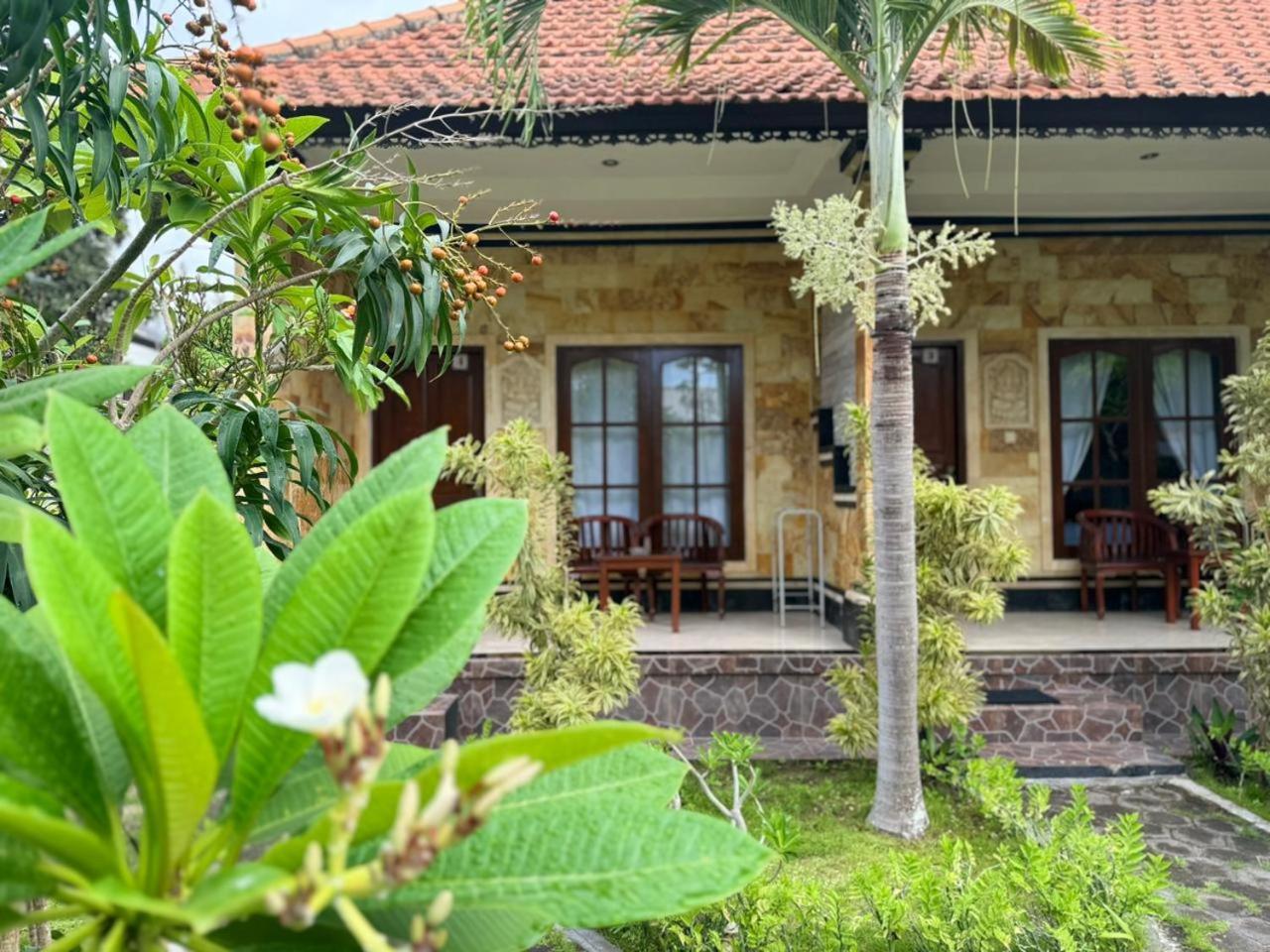 Tiki Bar And More Lembongan Exterior foto