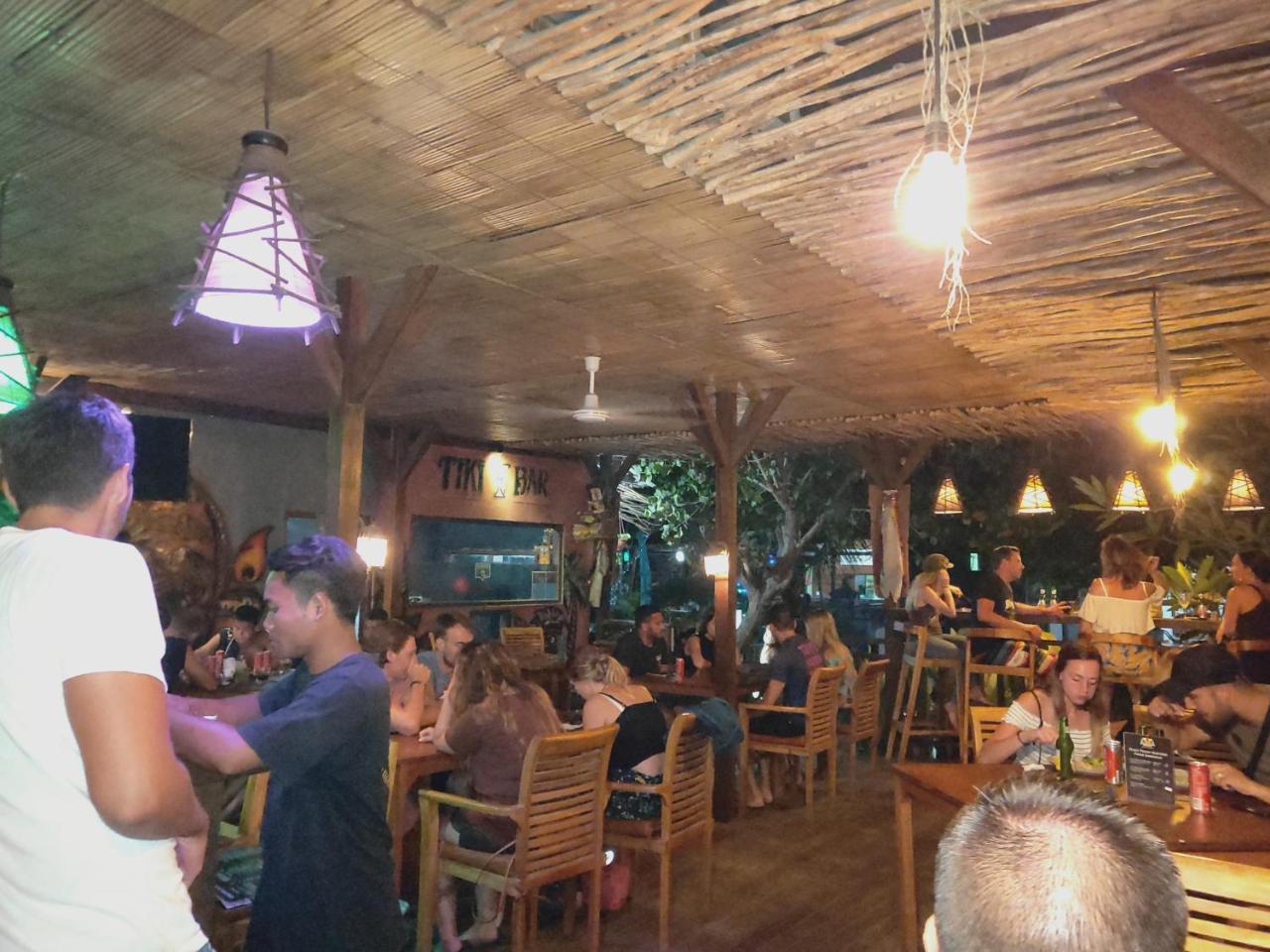 Tiki Bar And More Lembongan Exterior foto