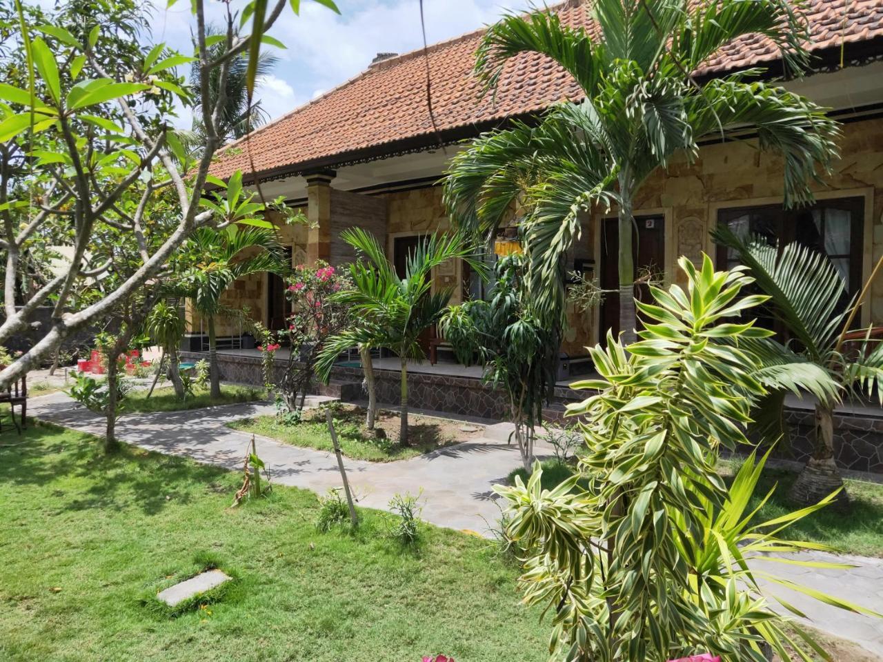 Tiki Bar And More Lembongan Exterior foto